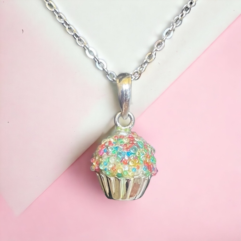 Silver Cupcake Charm Pendant